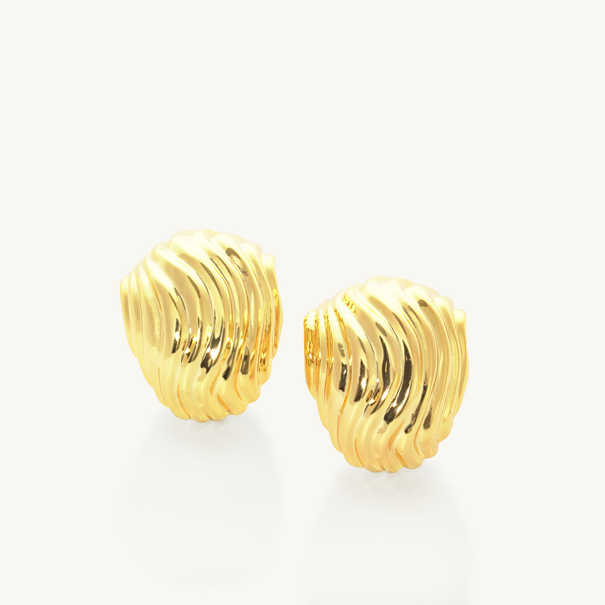 Rounded Wavy Earrings